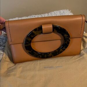 Michael Kors Brown calfskin Leather Clutch with Tortoiseshell Accent NWOT